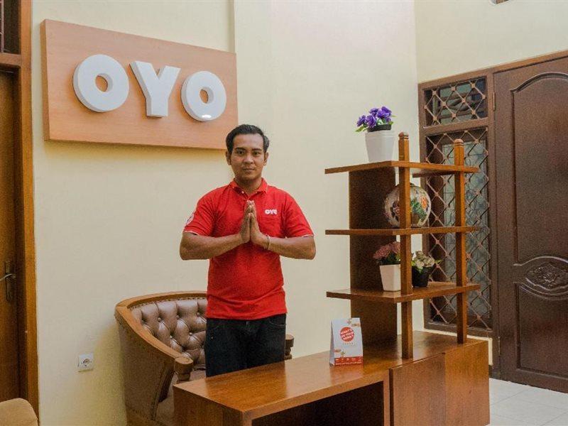 Hotel Oyo 643 Al Thalib 8 Syariah Malang Zewnętrze zdjęcie