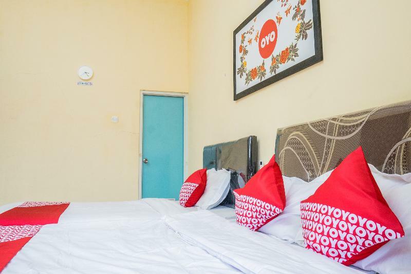 Hotel Oyo 643 Al Thalib 8 Syariah Malang Zewnętrze zdjęcie